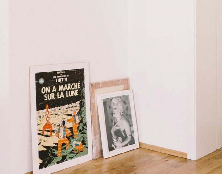 Poster als abwechslungsreicher Wandschmuck im Café